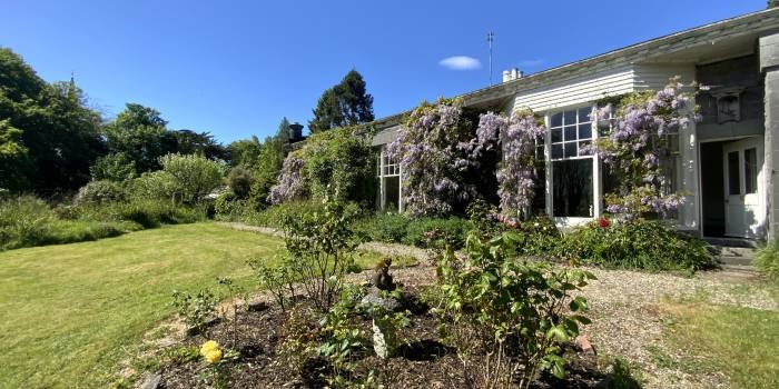The Shannon River House Rooms