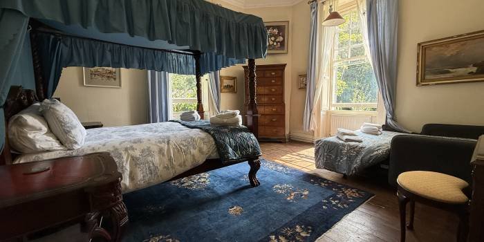 The Shannon River House Rooms