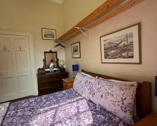 Small Double room with shared bathroom